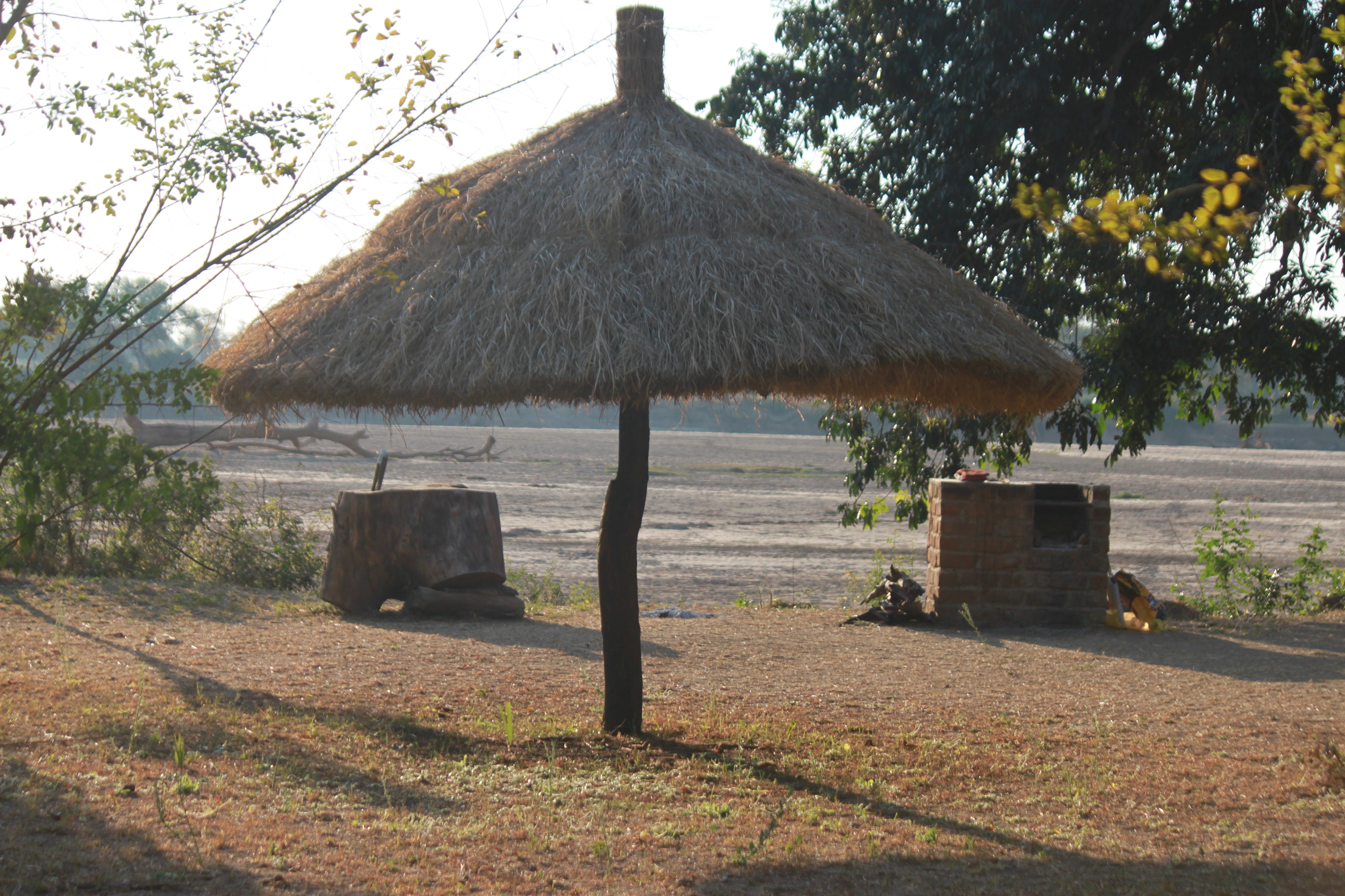Zikomo Safari Campsite - Main View