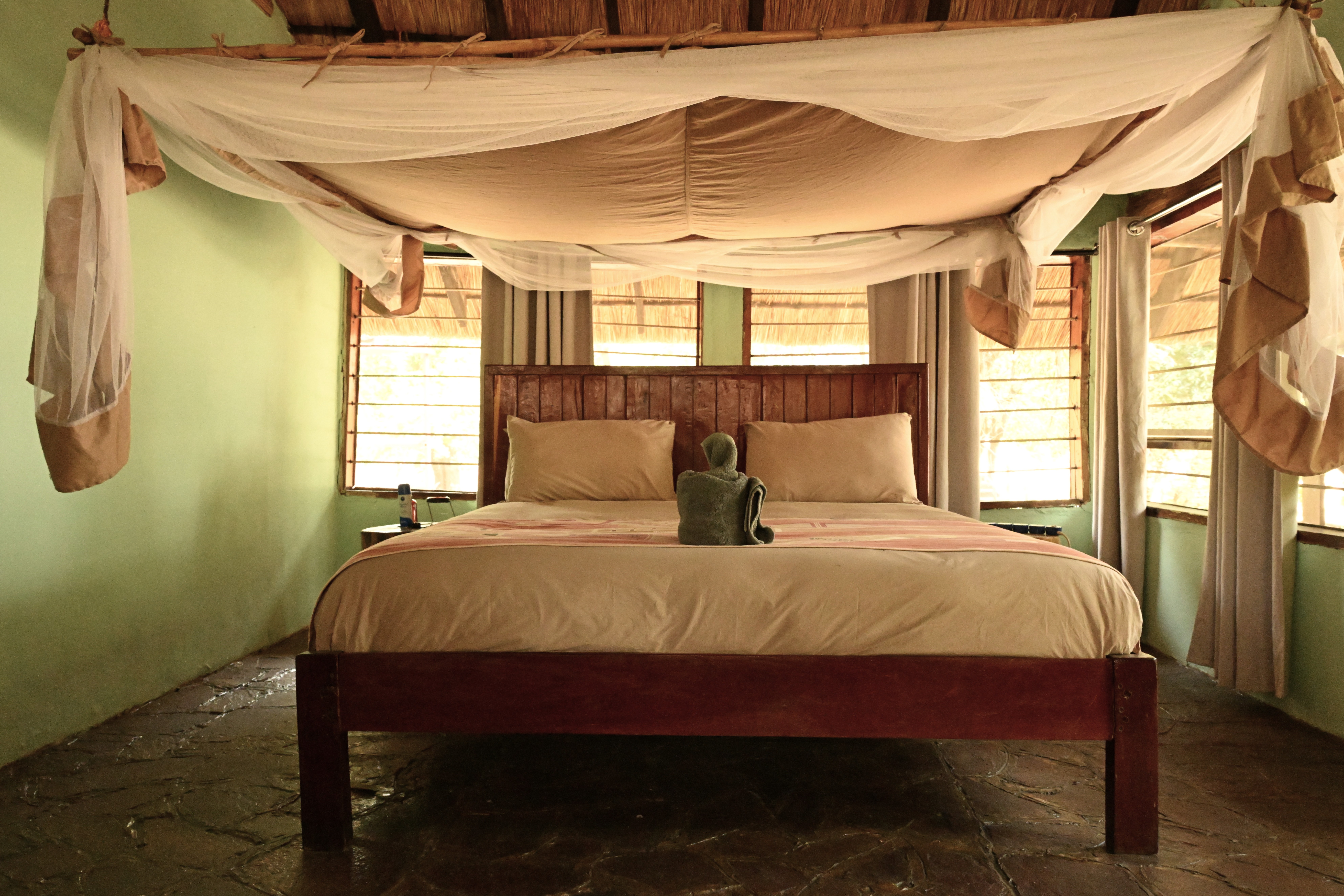 Zikomo Main Lodge Safari Chalet - Image 5